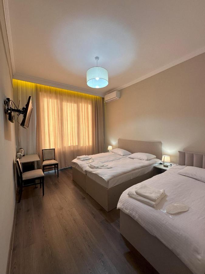 Hotel Bina N28 Kutaisi Exterior foto