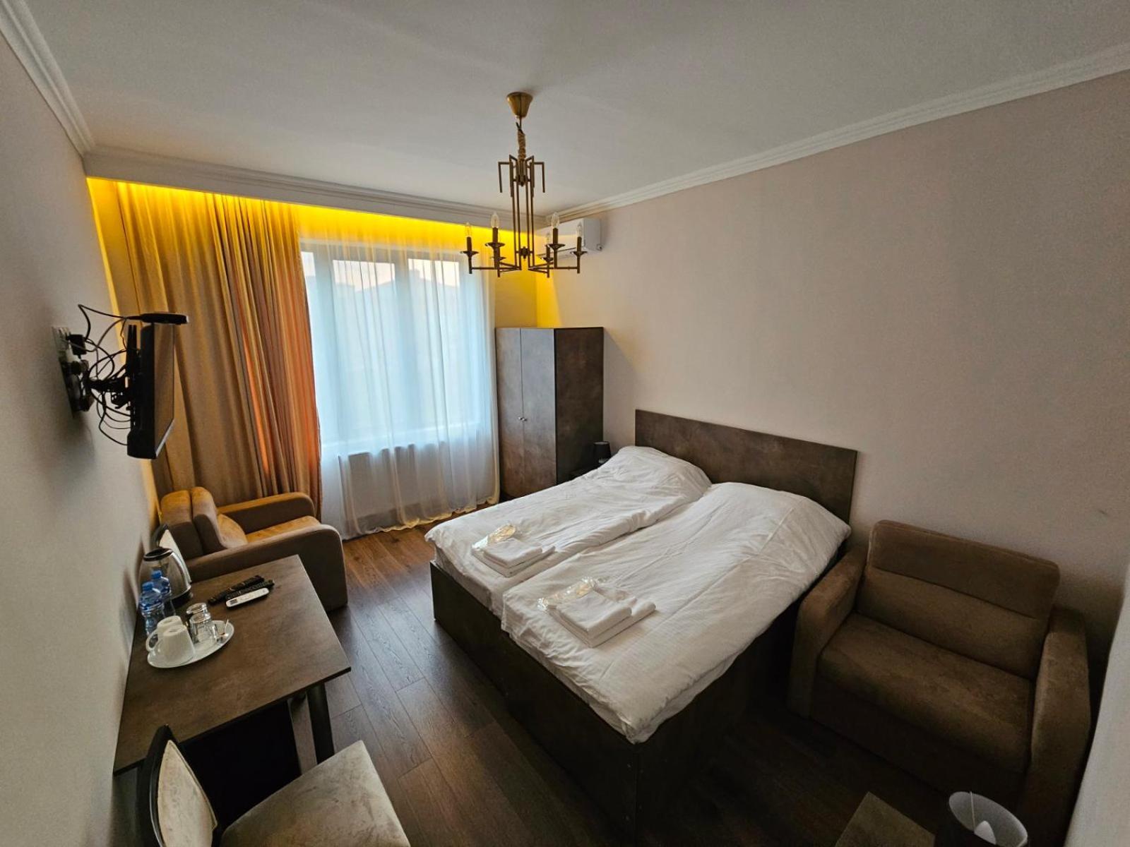 Hotel Bina N28 Kutaisi Exterior foto